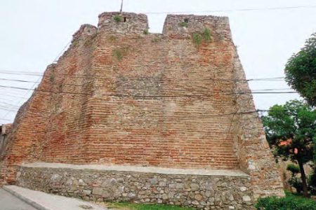 Albánsko - Drač - Byzantské hradby Albánsko - Drač - Byzantské hradby
